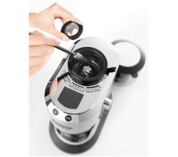 Кофемолка Delonghi KG 521 M Dedica