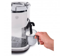 Кавомашина Delonghi ECO311 W