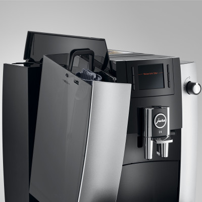 Кавомашина Jura E6 Platin Кавомашина Jura E6 Platin